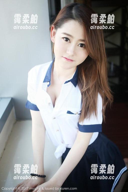 美媛馆 - 小心了！许诺Sabrina的油亮图集更新太刺眼，脑袋要转不过来了！