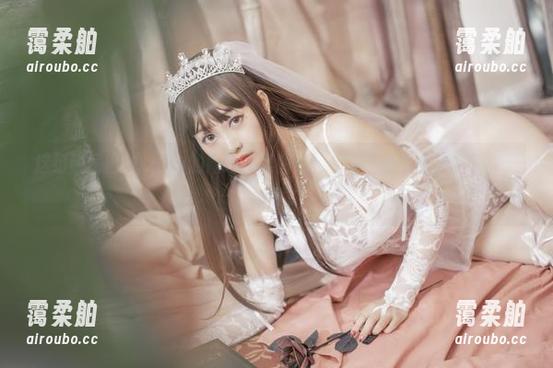 脱尾巴Mizuki 这组脱尾巴Mizuki的婚纱定制图片,你信不信让我产生了审美疲劳?