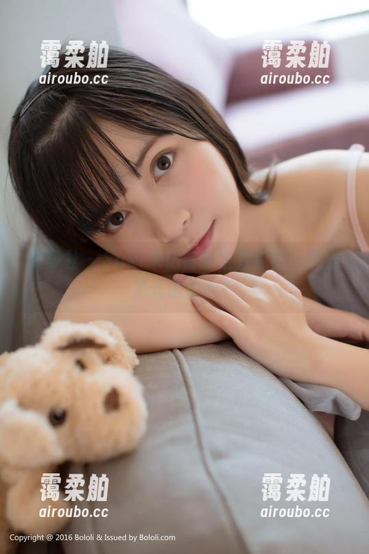 菠萝社 - Suki朱忆音的全套原图，女王范儿谁能挡？