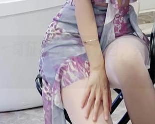 微密圈 - 葛征私拍：这套图，亮得我睁不开眼！