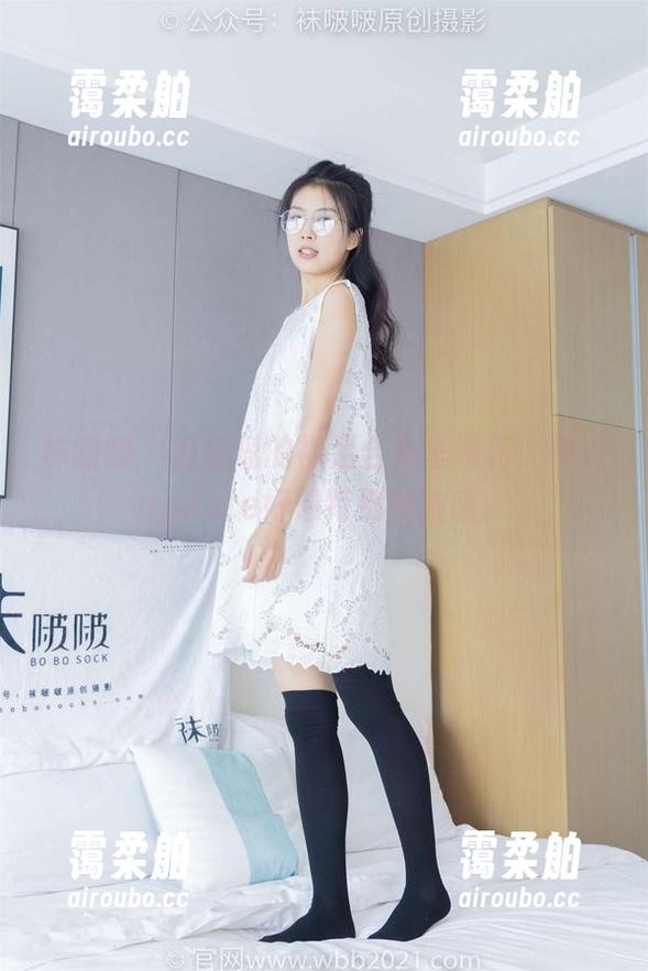 袜啵啵 - 在瑶瑶的裸足合集里漫游，最近update好像特别刺激哦。