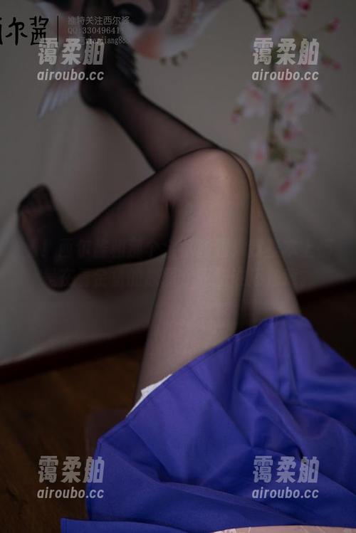 看！西尔酱和那个金鱼和服，我基本上都是在看金鱼的原图，和服谁还在意。
