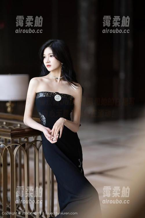 语画界-萌汉药baby很酷 语画界 - 萌汉药baby很酷和她的白裙写真,内心无数小剧场在涌动!