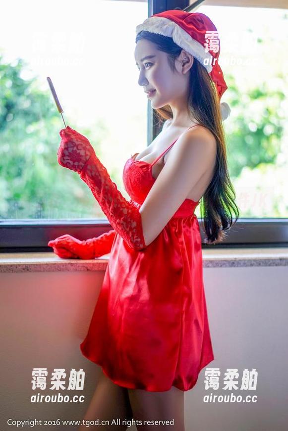 青豆客-梁莹Sugar 青豆客 - 资源更新:梁莹Sugar那件JK裙子,我这一辈子也没见过!
